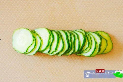 黄瓜切片视频,轻松掌握家常凉拌黄瓜技巧